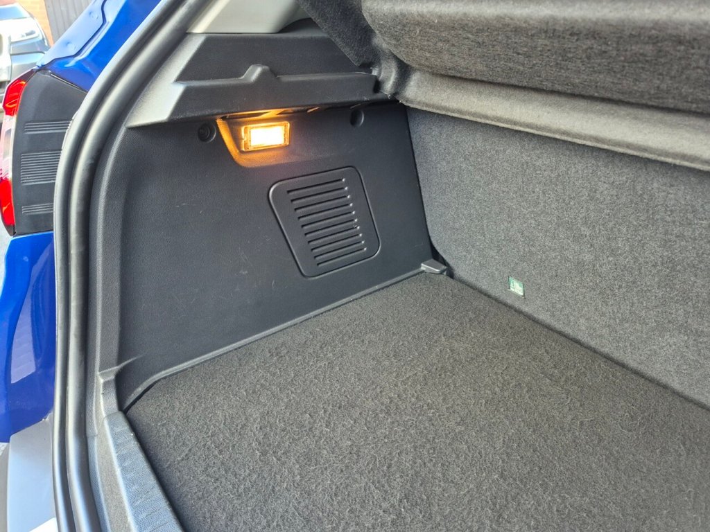 Used Renault Captur 2019 for sale - 76333474: Photo 10