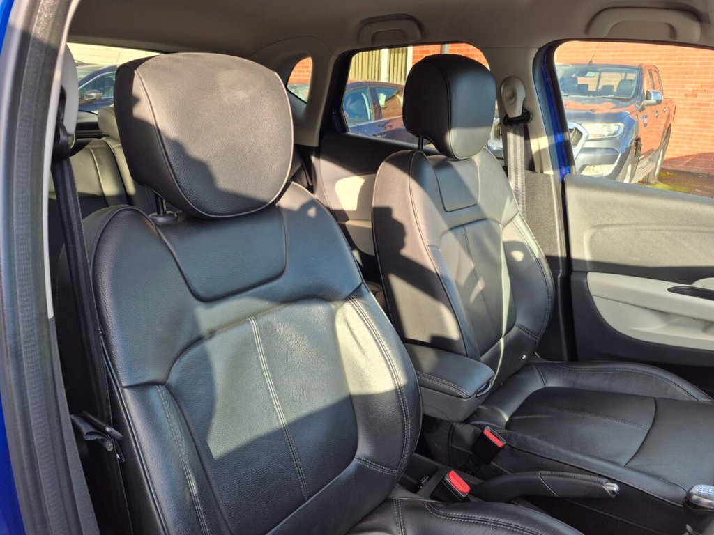 Used Renault Captur 2019 for sale - 76333474: Photo 28