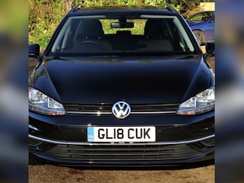 Used Volkswagen Golf 2018 for sale - 76974301: Photo