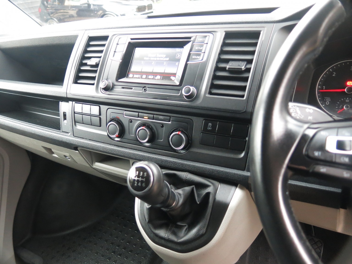 Used Volkswagen Transporter 2020 for sale - 77140603: Photo 10