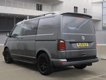 Used Volkswagen Transporter 2019 for sale - 76387352: Photo