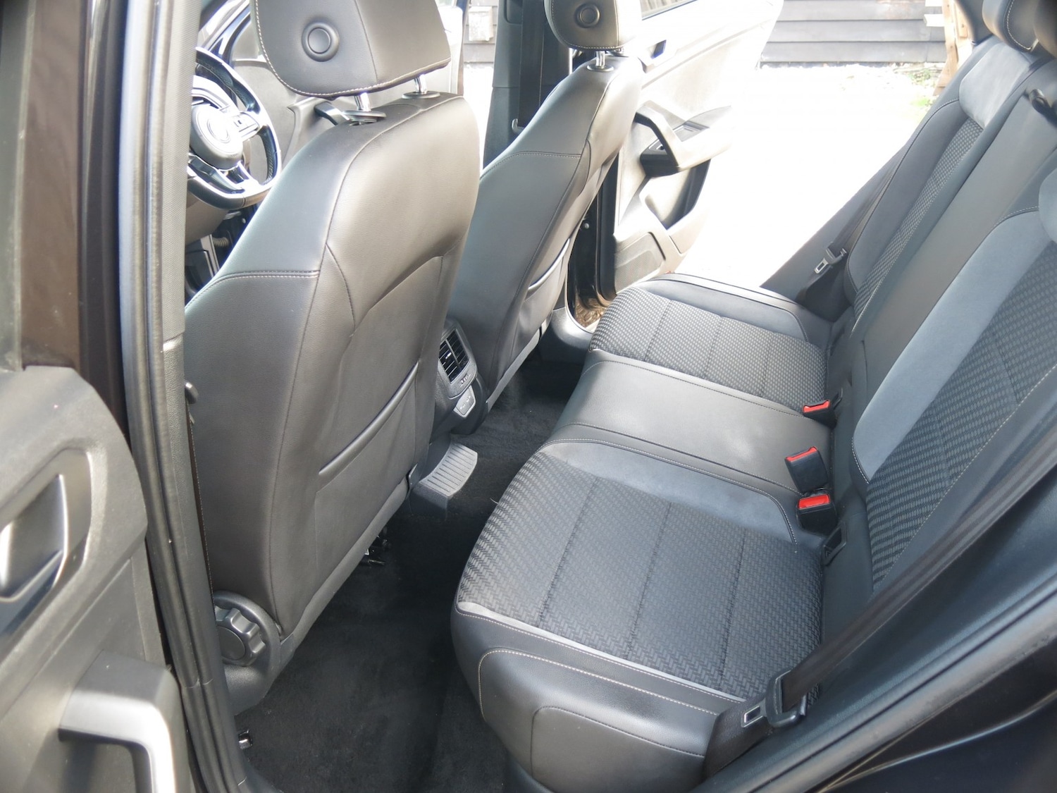 Used Volkswagen T-Roc 2021 for sale - 77329232: Photo 13