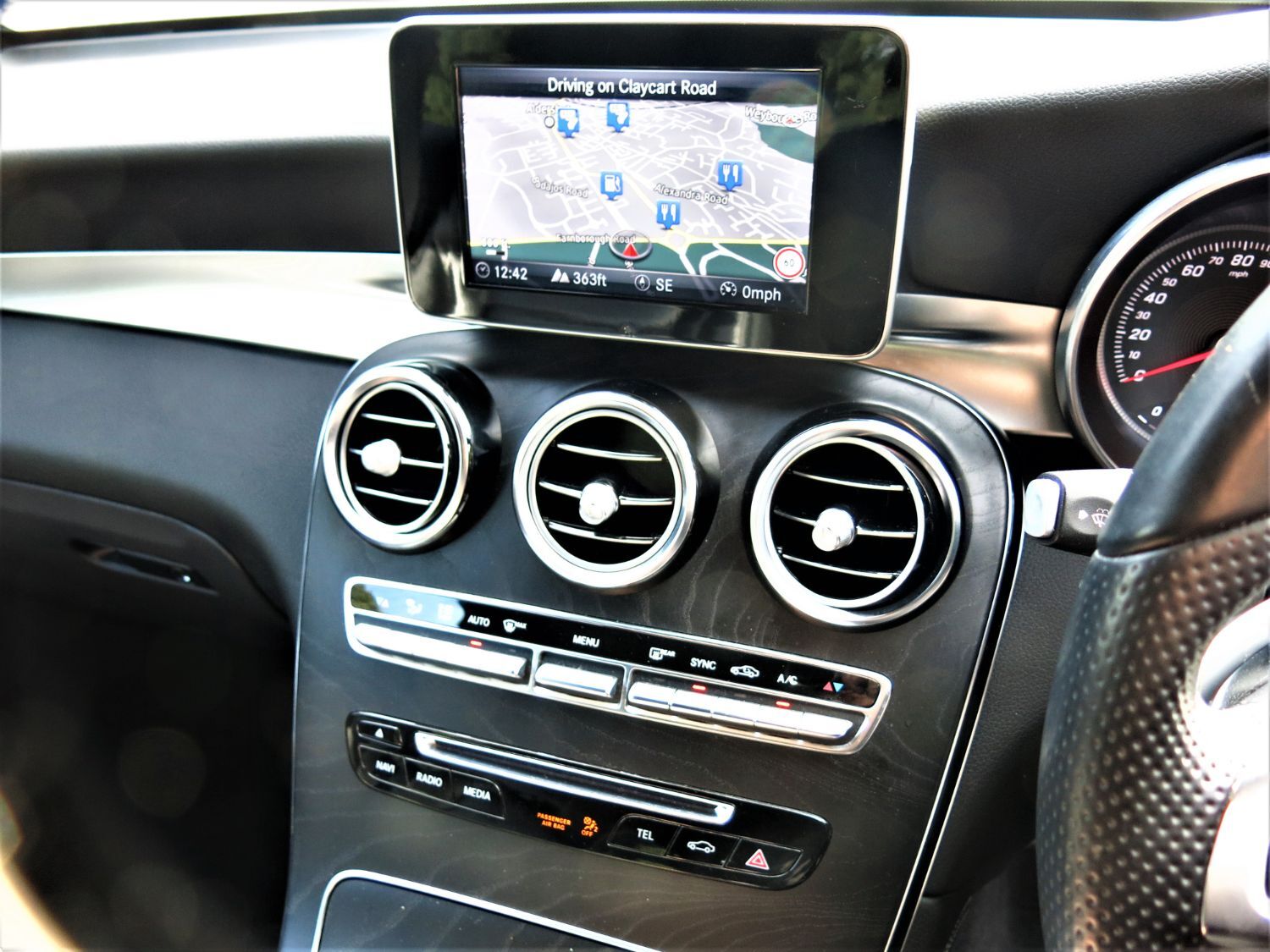 Used Mercedes-Benz GLC 2017 for sale - 76974432: Photo 10