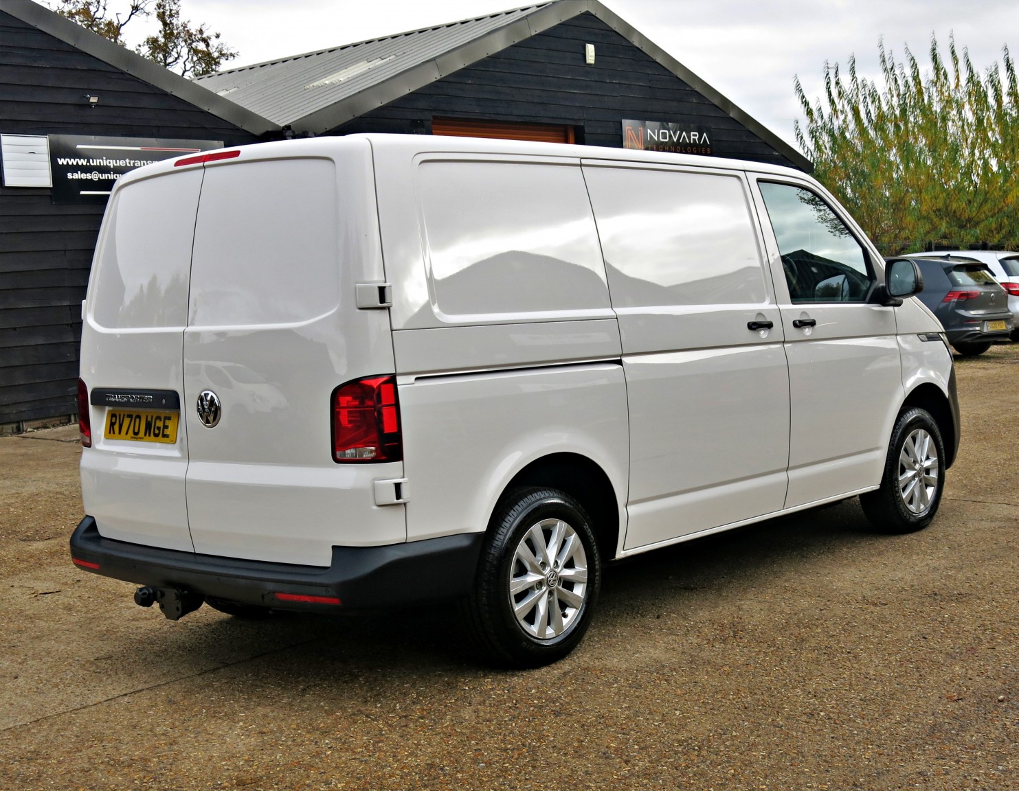 Used Volkswagen Transporter 2020 for sale - 76769443: Photo 9