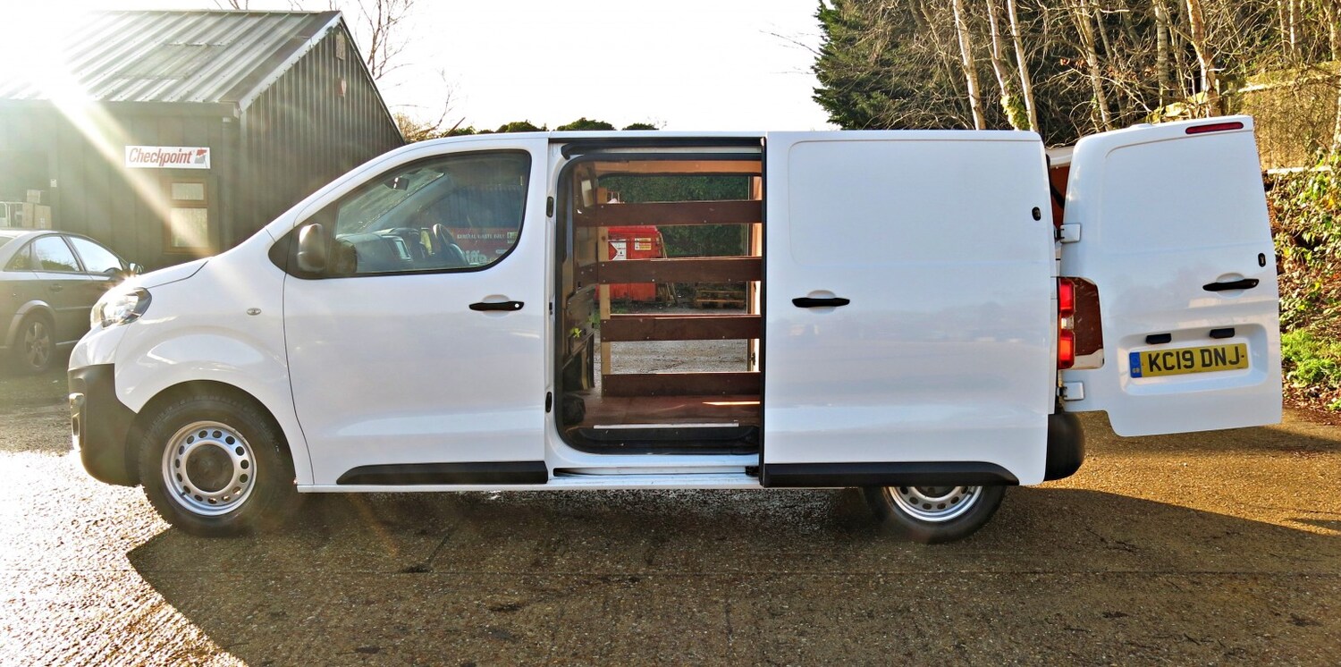 Used Peugeot Expert 2019 for sale - 77069113: Photo 11