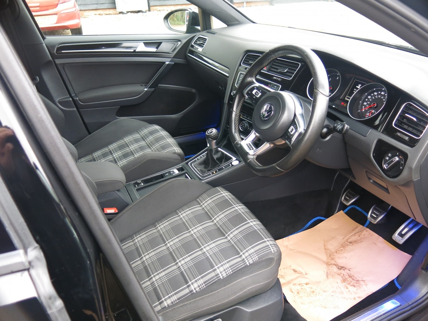 Used Volkswagen Golf 2016 for sale - 76412233: Photo 4