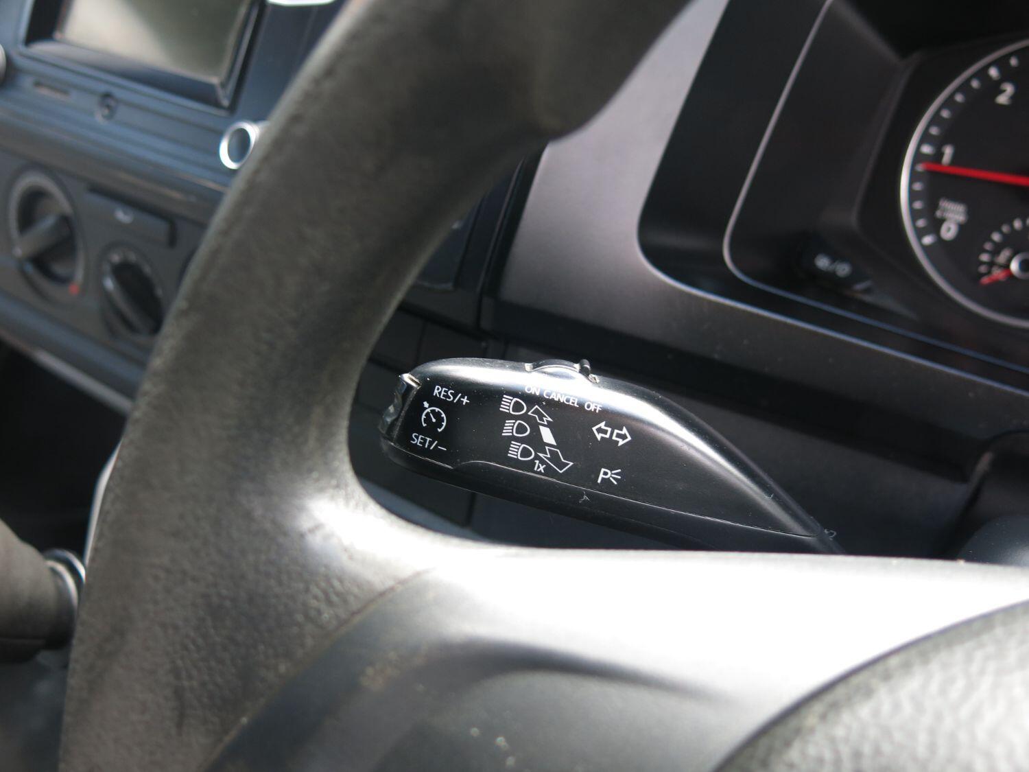 Used Volkswagen Transporter 2016 for sale - 76793977: Photo 14