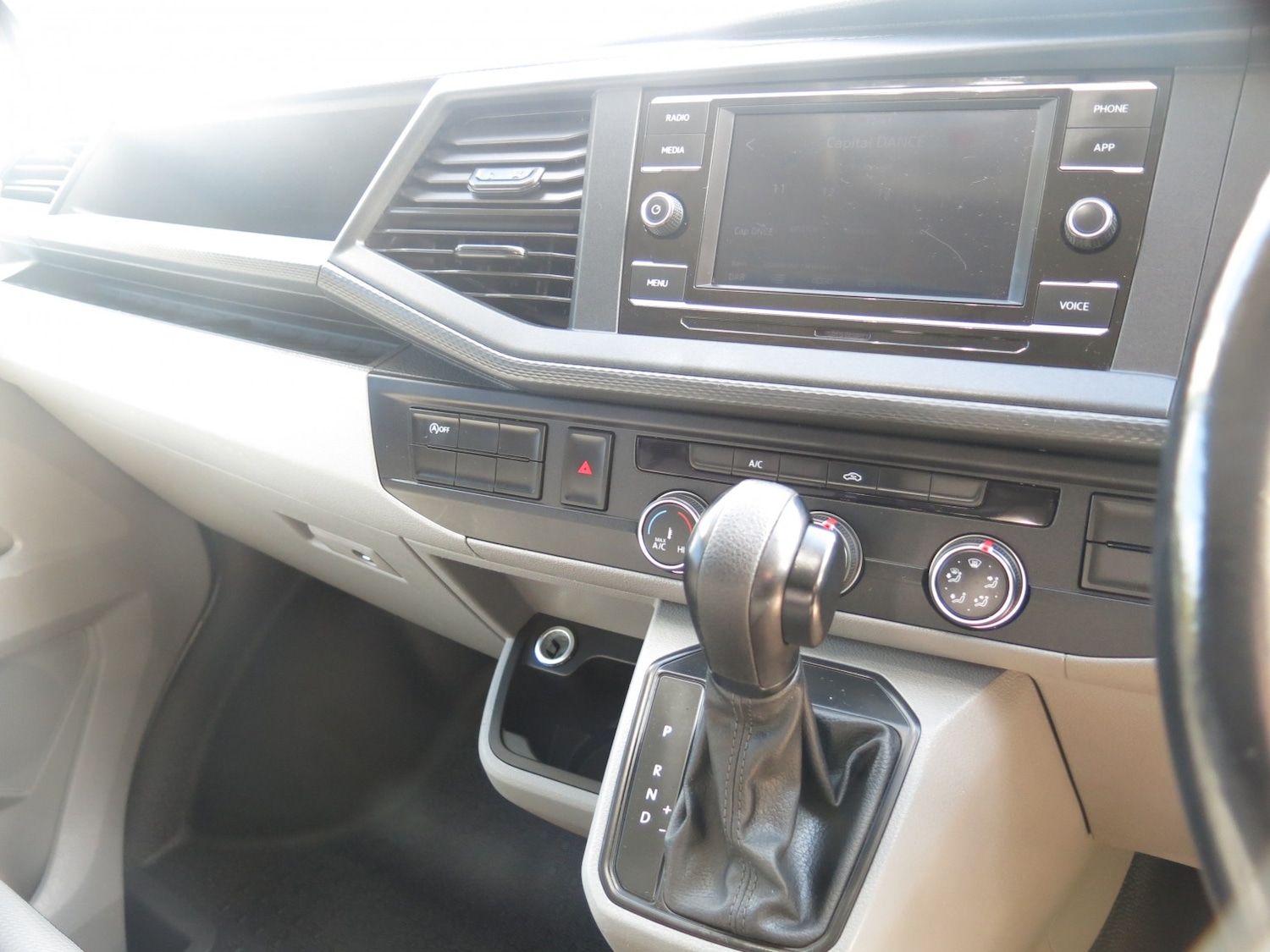 Used Volkswagen Transporter 2021 for sale - 76237141: Photo 4