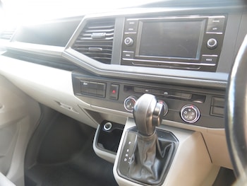 Used Volkswagen Transporter 2021 for sale - 76237141: Photo