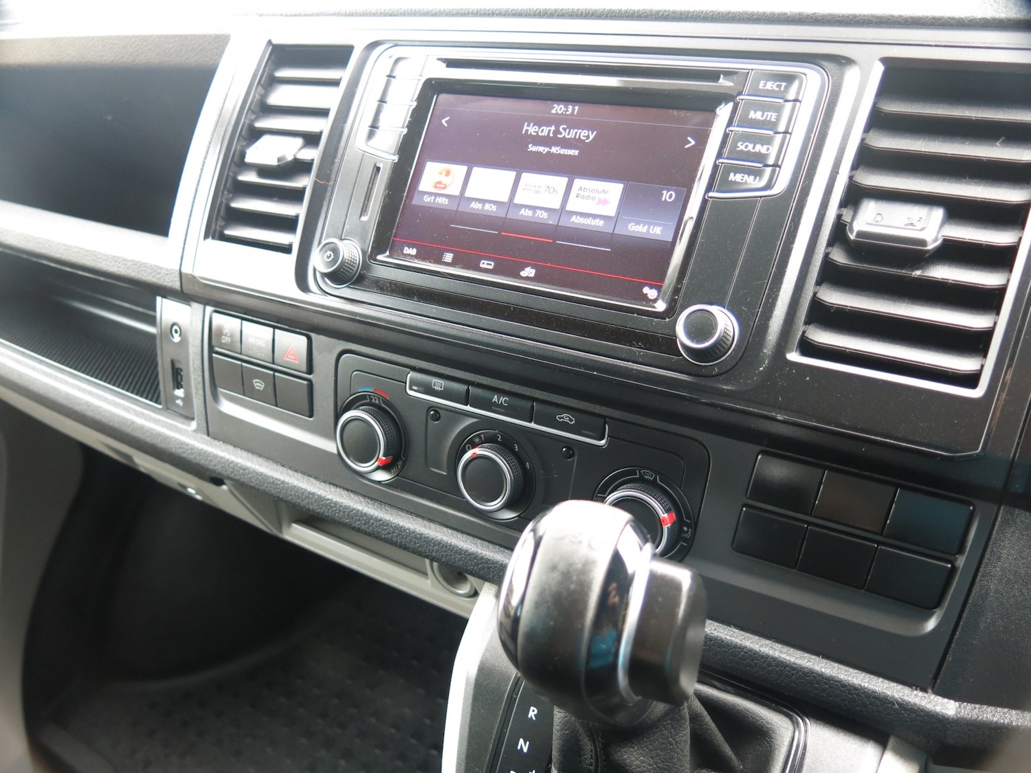 Used Volkswagen Transporter 2017 for sale - 75705950: Photo 7