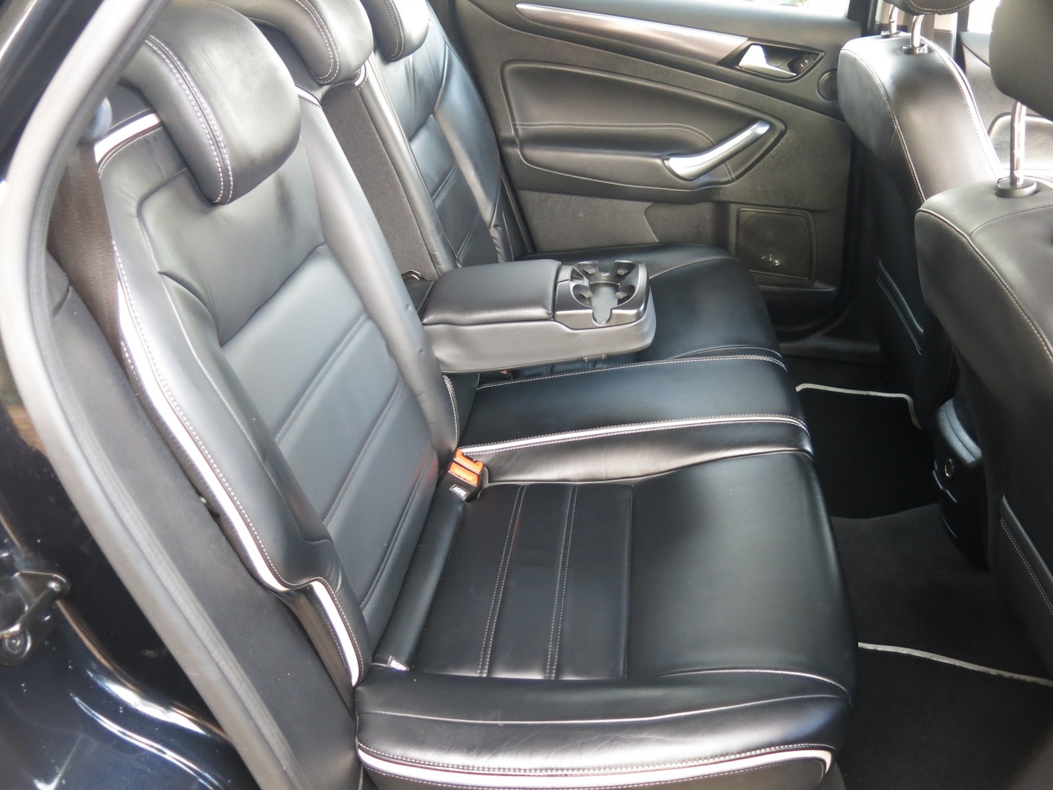 Used Ford Mondeo 2012 for sale - 76397053: Photo 7