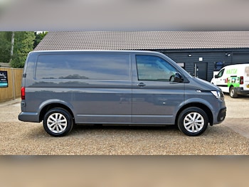 Used Volkswagen Transporter 2020 for sale - 79620616: Photo
