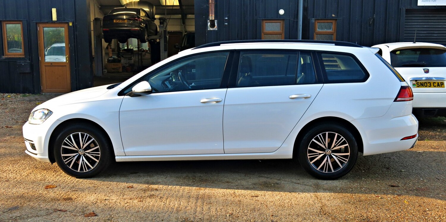 Used Volkswagen Golf 2018 for sale - 76286960: Photo 11