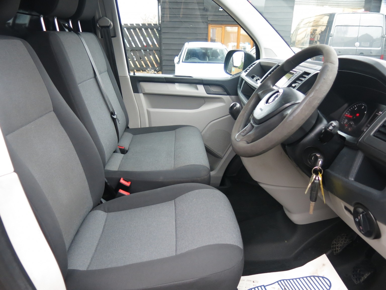 Used Volkswagen Transporter 2019 for sale - 76974441: Photo 13