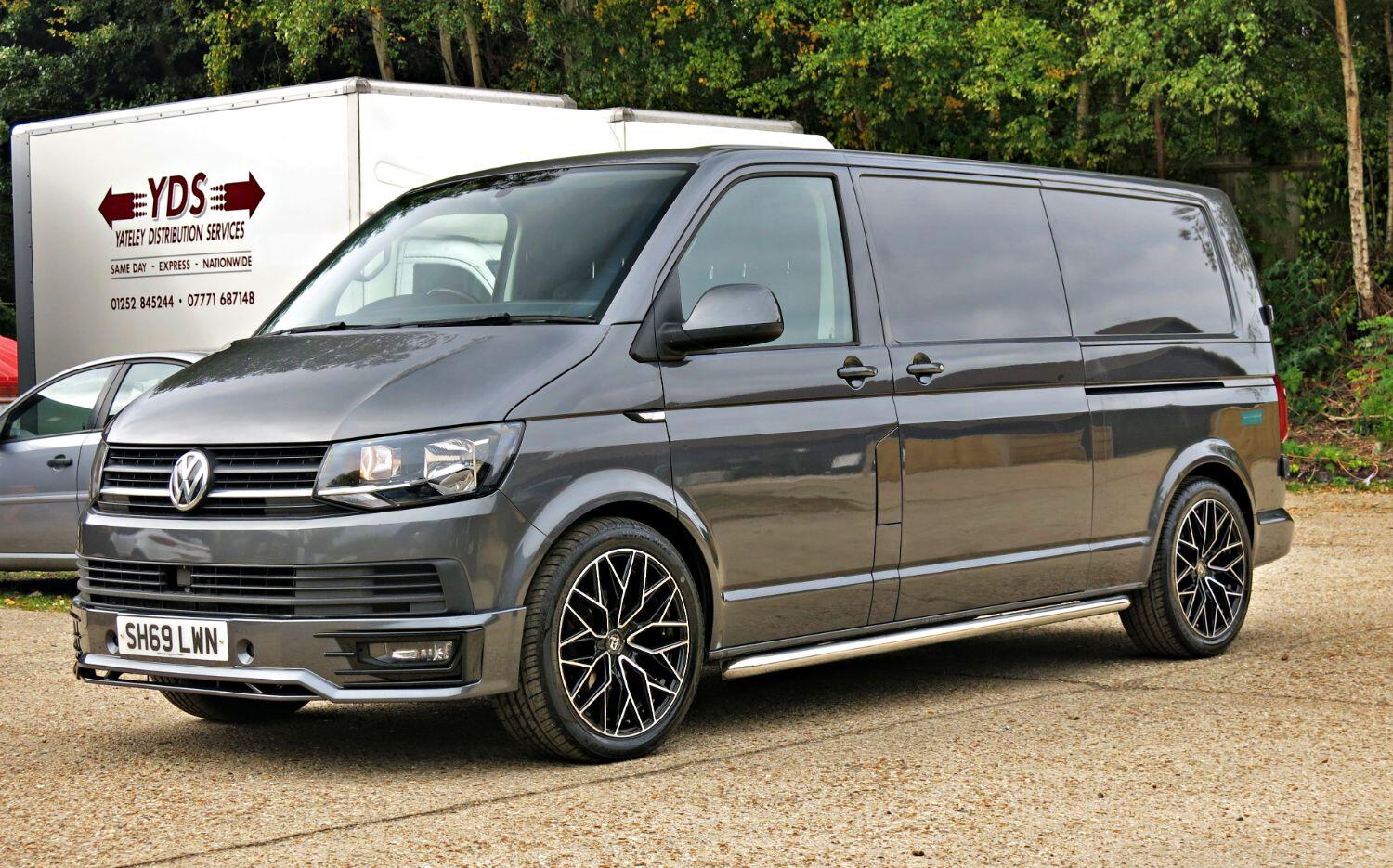 Used Volkswagen Transporter 2020 for sale - 76974366: Photo 1