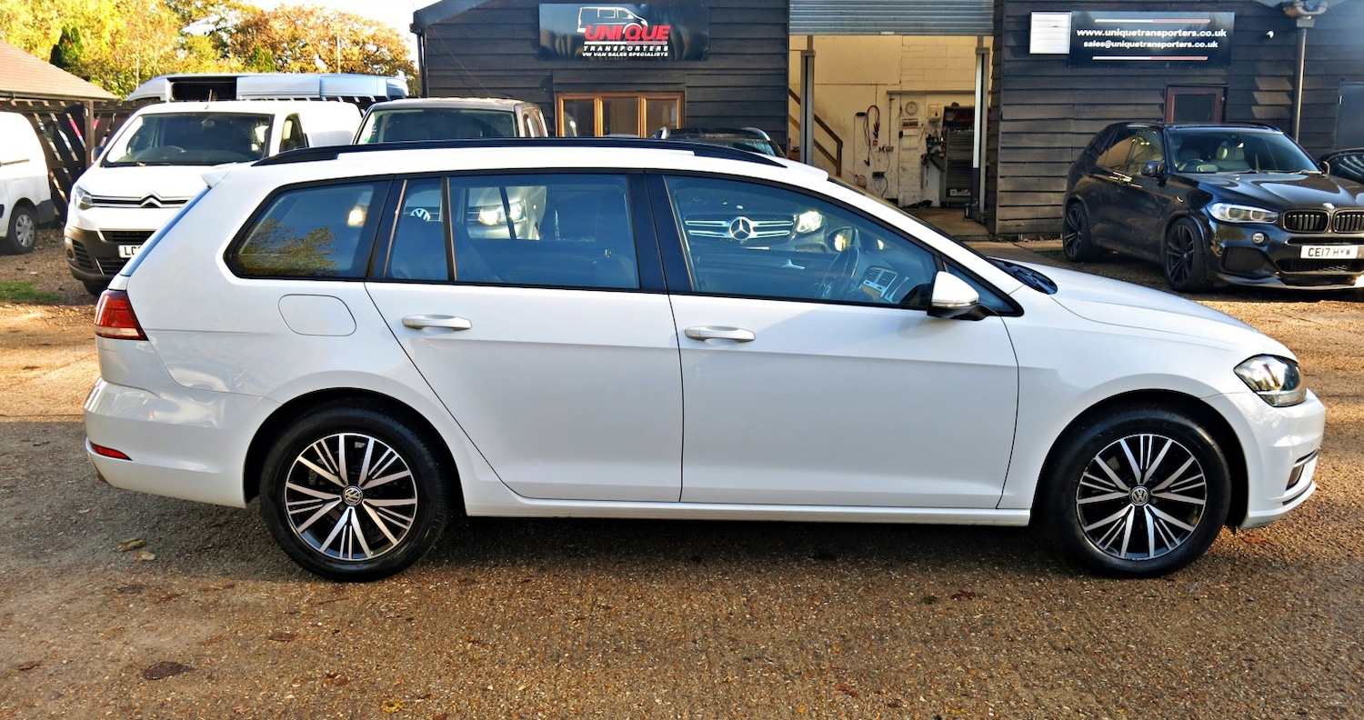 Used Volkswagen Golf 2018 for sale - 77140656: Photo 14