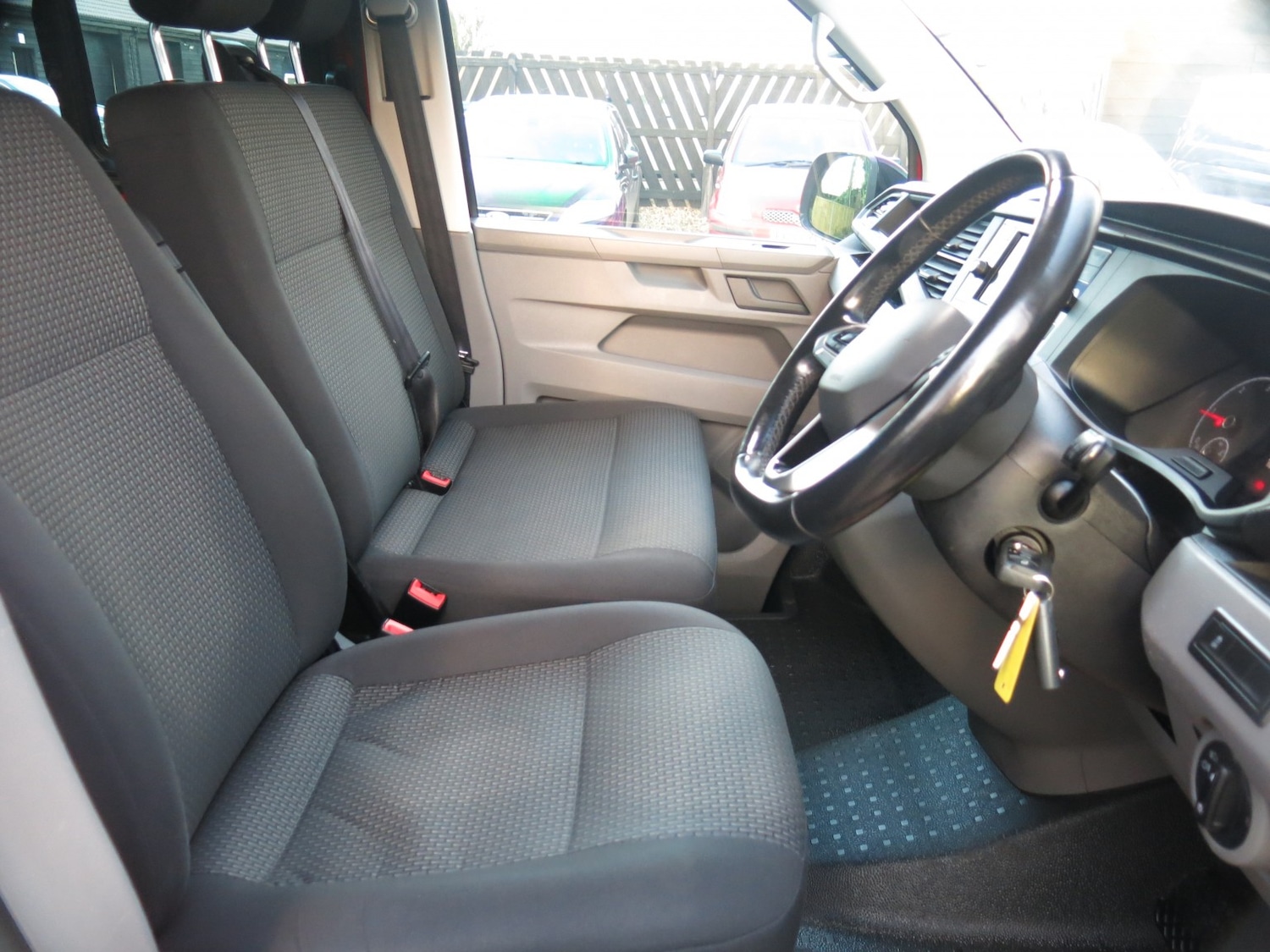 Used Volkswagen Transporter 2020 for sale - 76974463: Photo 13