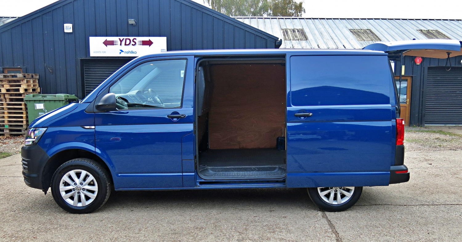 Used Volkswagen Transporter 2019 for sale - 77140615: Photo 17