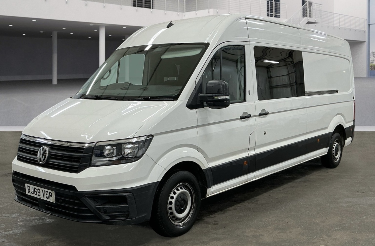 Used Volkswagen Crafter 2020 for sale - 76673266: Photo 1