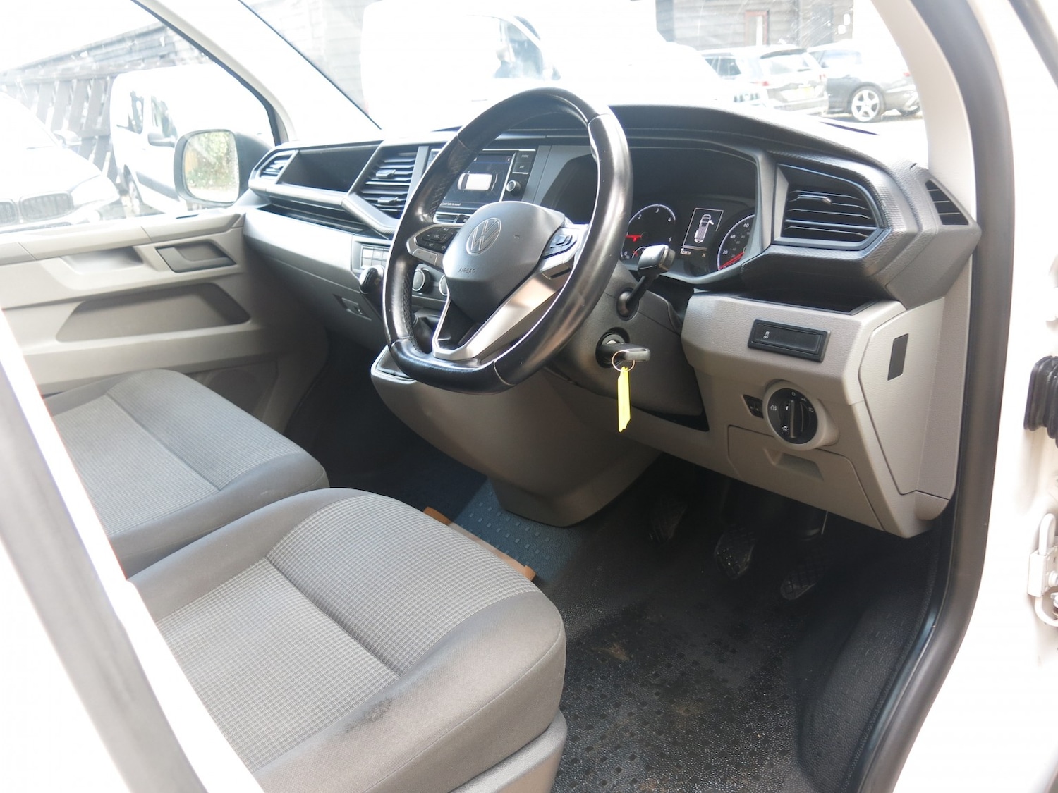 Used Volkswagen Transporter 2020 for sale - 77140606: Photo 6