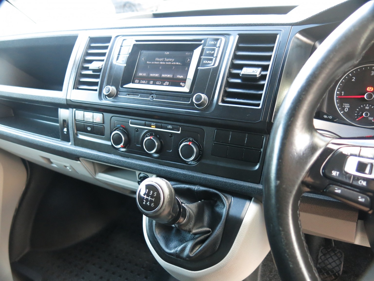 Used Volkswagen Transporter 2016 for sale - 76974249: Photo 13