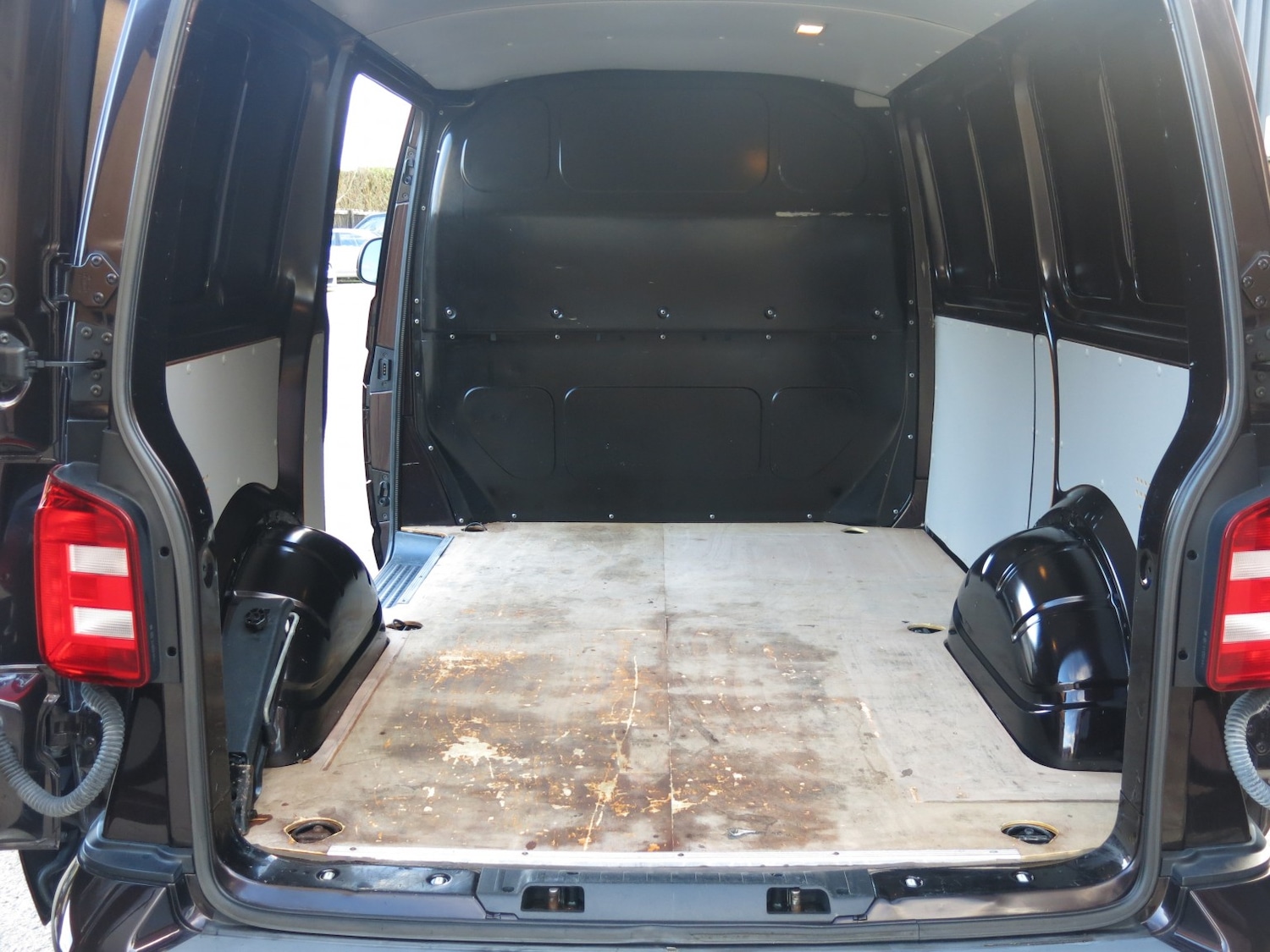 Used Volkswagen Transporter 2016 for sale - 76974249: Photo 17