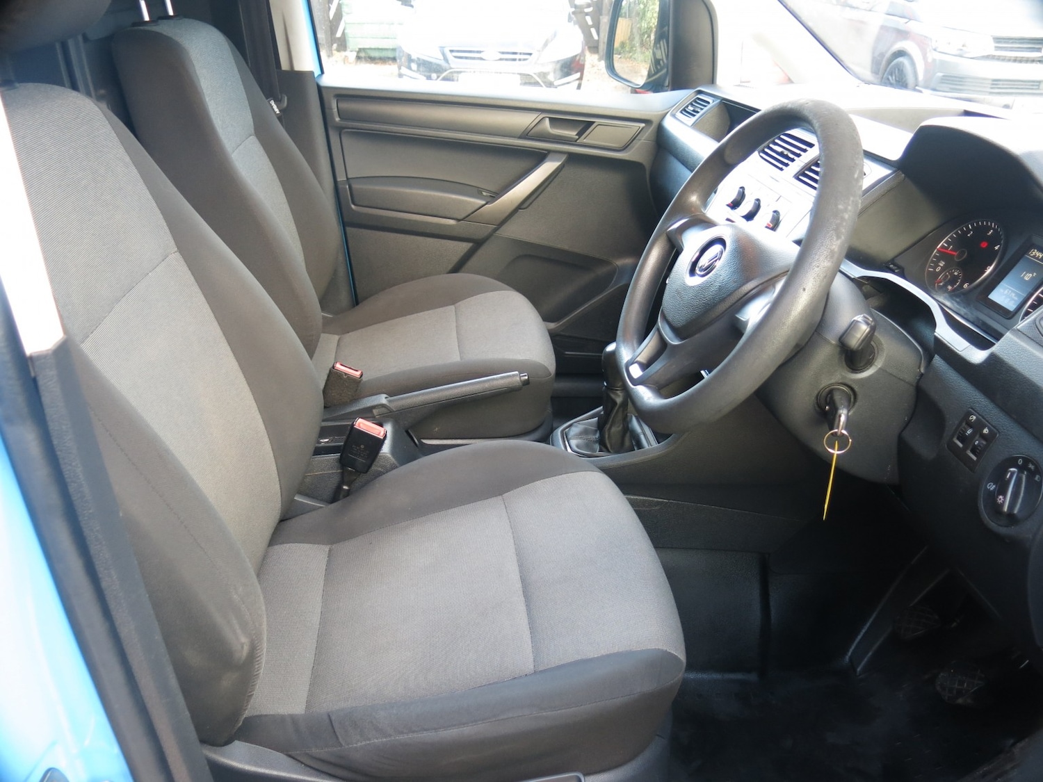 Used Volkswagen Caddy Maxi 2015 for sale - 77140712: Photo 10