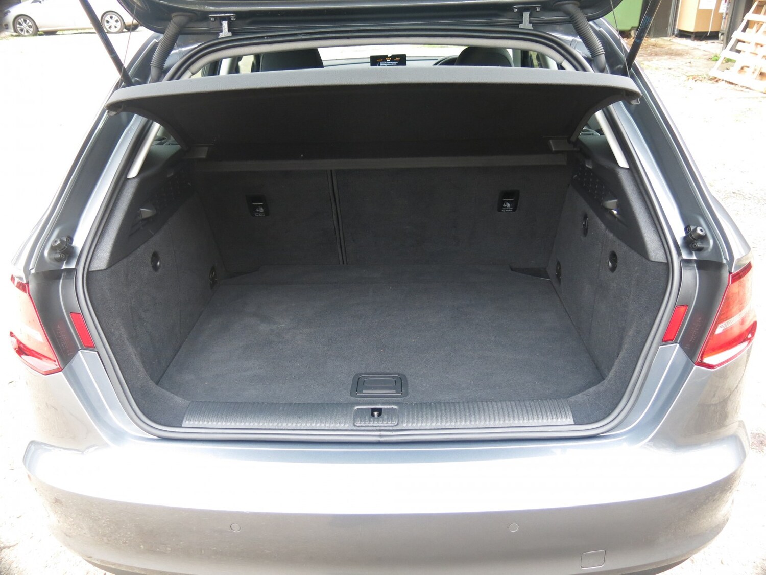 Used Audi A3 2015 for sale - 76387320: Photo 9