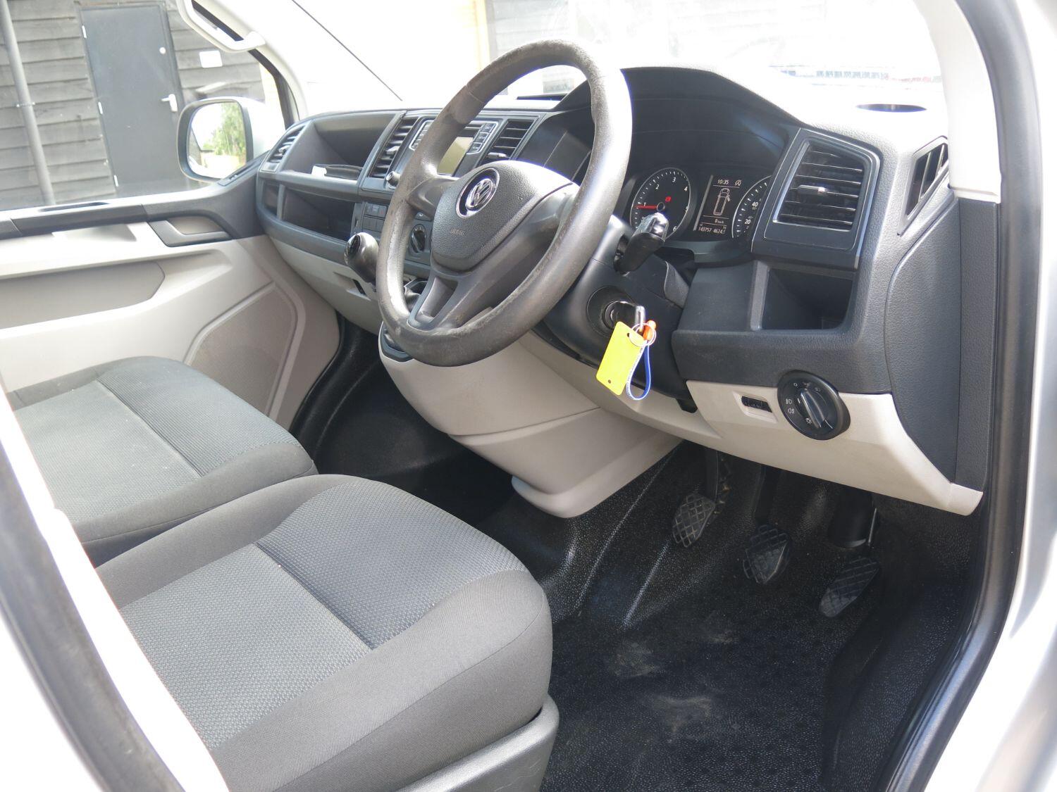 Used Volkswagen Transporter 2016 for sale - 77140598: Photo 11