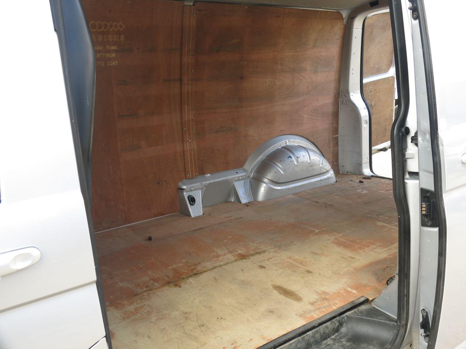 Used Volkswagen Transporter 2016 for sale - 76974308: Photo 16