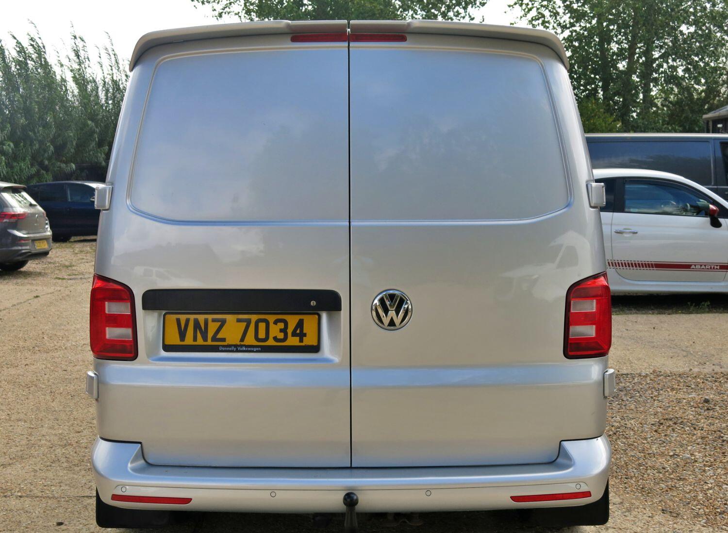 Used Volkswagen Transporter 2016 for sale - 76974308: Photo 7
