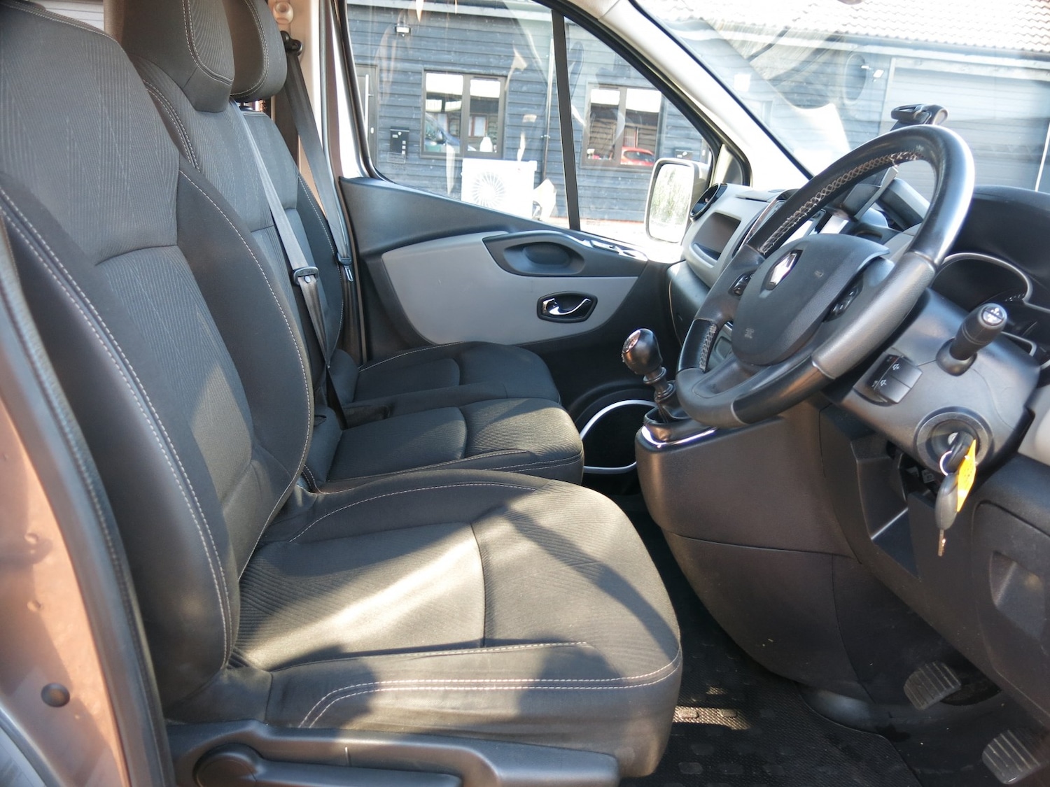 Used Renault Trafic 2017 for sale - 77721375: Photo 15