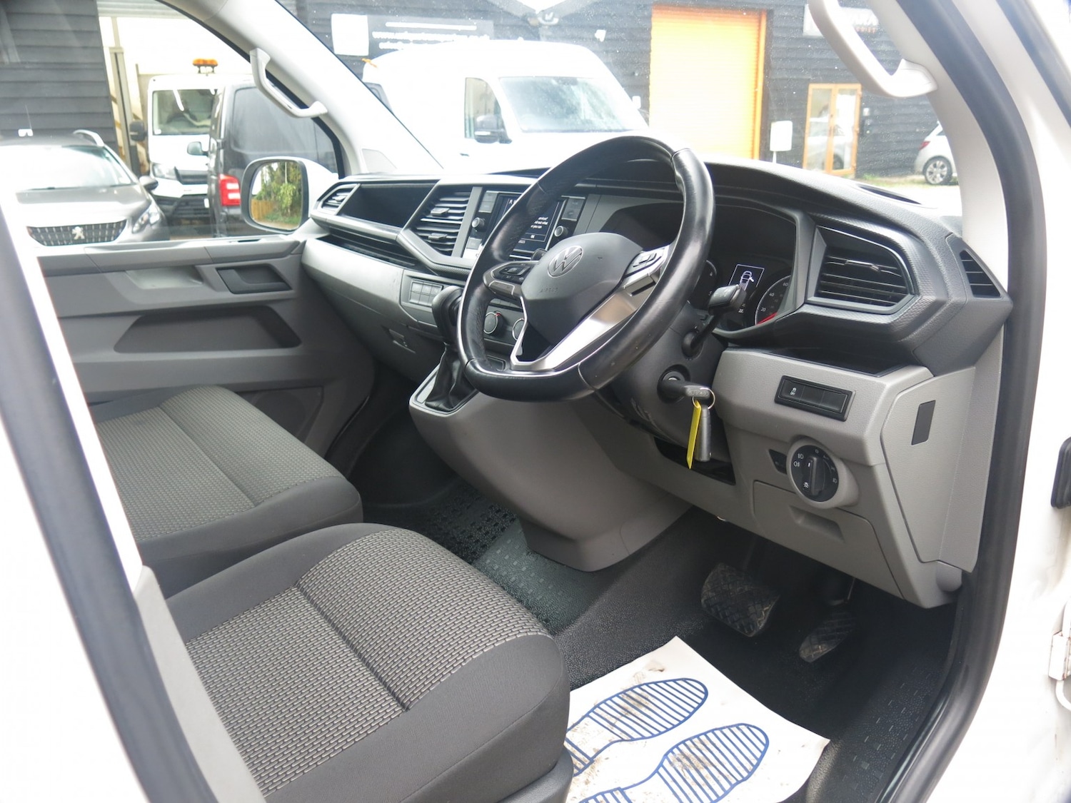 Used Volkswagen Transporter 2021 for sale - 76974291: Photo 15