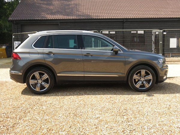 Used Volkswagen Tiguan 2017 for sale - 74955577: Photo 10