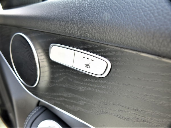 Used Mercedes-Benz GLC 2017 for sale - 69925748: Photo 17