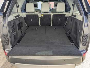 Used Land Rover Discovery 2018 for sale - 74928112: Photo