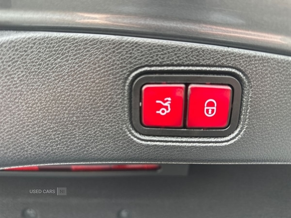 Used Mercedes-Benz E Class 2018 for sale - 77441622: Photo 32