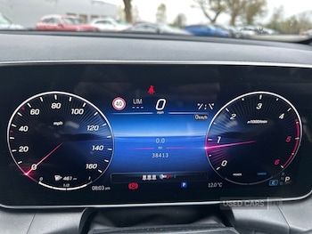 Used Mercedes-Benz GLC 2023 for sale - 78185973: Photo