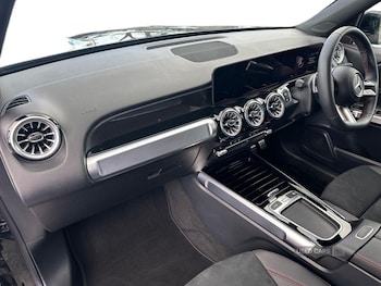 Used Mercedes-Benz GLB 2025 for sale - 78035279: Photo