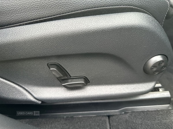 Used Mercedes-Benz GLC 2019 for sale - 76522827: Photo 19