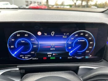 Used Mercedes-Benz EQB 2025 for sale - 76474000: Photo