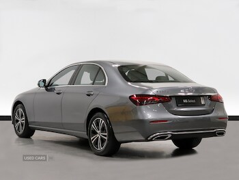 Used Mercedes-Benz E-Class 2020 for sale - 76123205: Photo 2