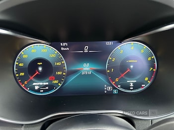 Used Mercedes-Benz GLC 2022 for sale - 77469702: Photo