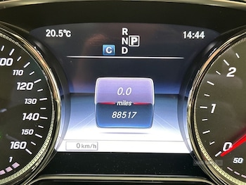 Used Mercedes-Benz E Class 2016 for sale - 79454315: Photo