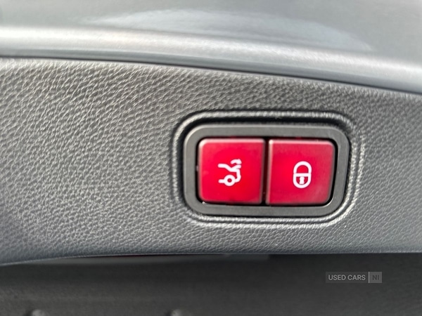 Used Mercedes-Benz E Class 2022 for sale - 78128345: Photo 35