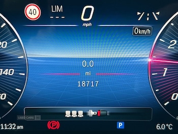 Used Mercedes-Benz GLC 2024 for sale - 77204752: Photo