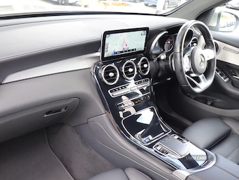 Used Mercedes-Benz GLC 2021 for sale - 75141885: Photo