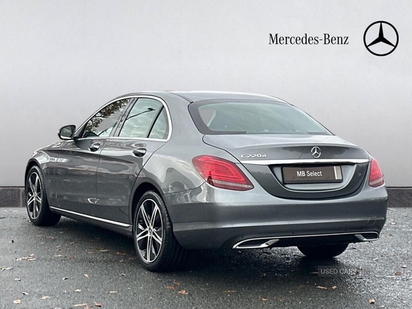 Used Mercedes-Benz C Class 2020 for sale - 76585973: Photo 2