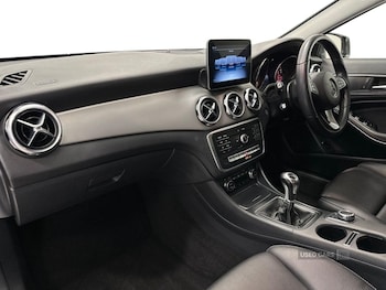 Used Mercedes-Benz GLA 2018 for sale - 78529409: Photo