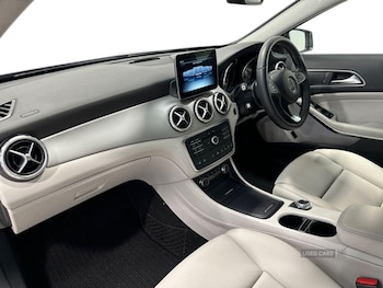 Used Mercedes-Benz GLA 2016 for sale - 79591040: Photo